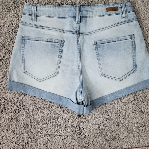 Short - Picture 2 of 2